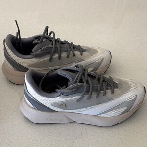 Adidas Lightstrike Women’s shoes